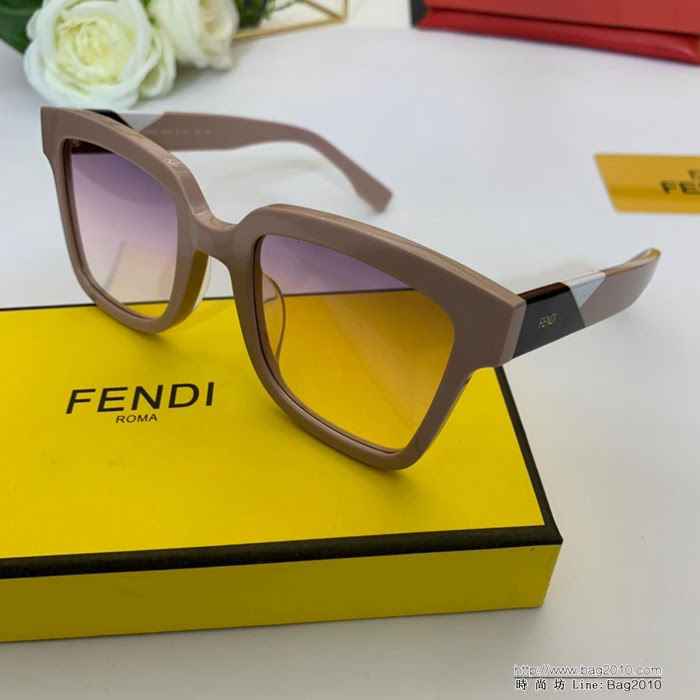 FENDI芬迪 高品質 女款太陽鏡 FF0372   lly1491